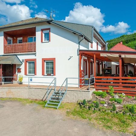 Penzion V Udoli Hodkovice nad Mohelkou Екстер'єр фото