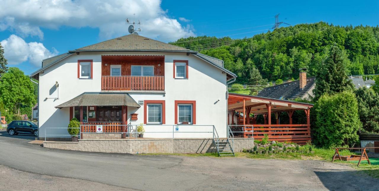 Penzion V Udoli Hodkovice nad Mohelkou Екстер'єр фото